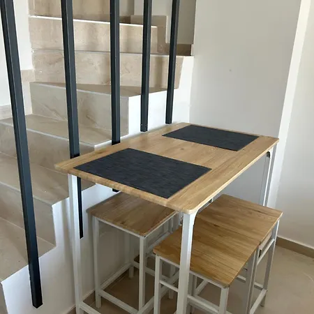 Apartment N & B Sea House Ofrínion